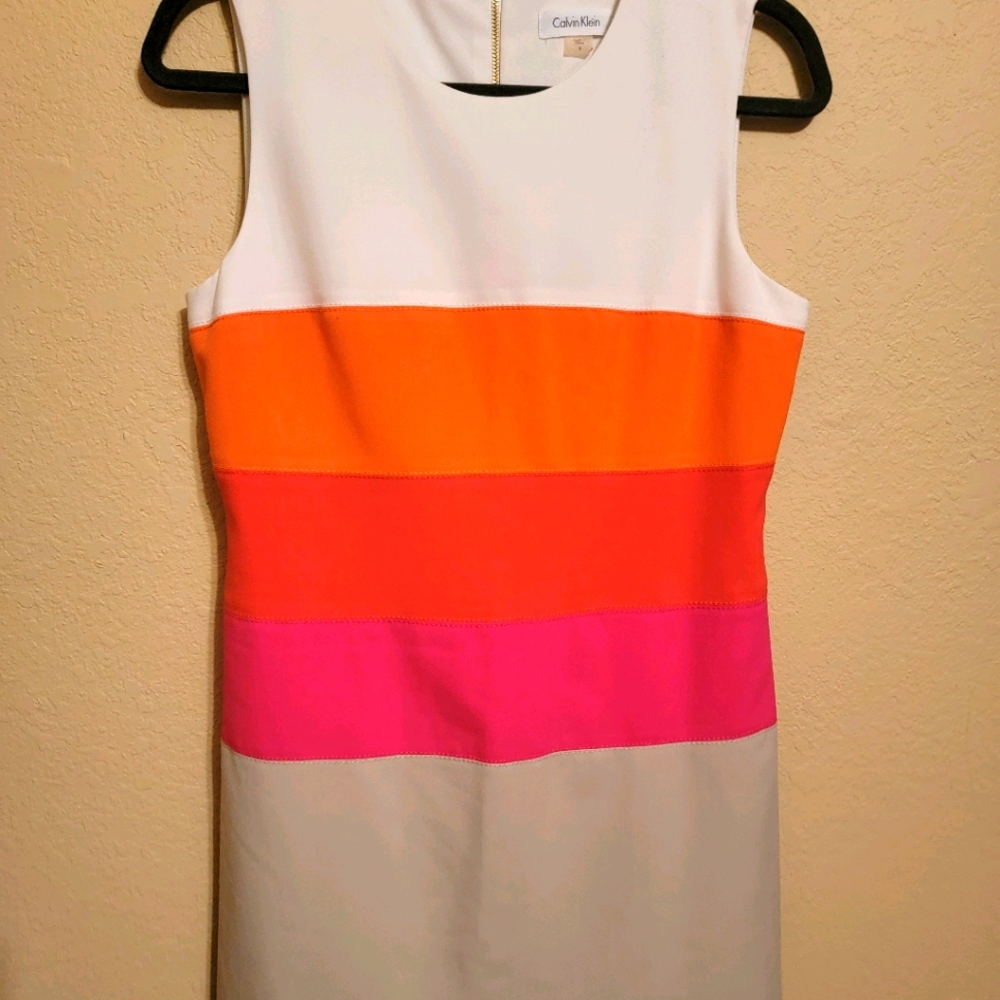 Dress - Picture 3 of 6